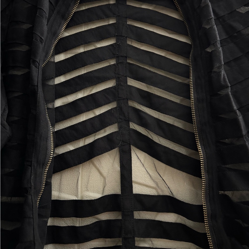 Chic Jacket - image 3